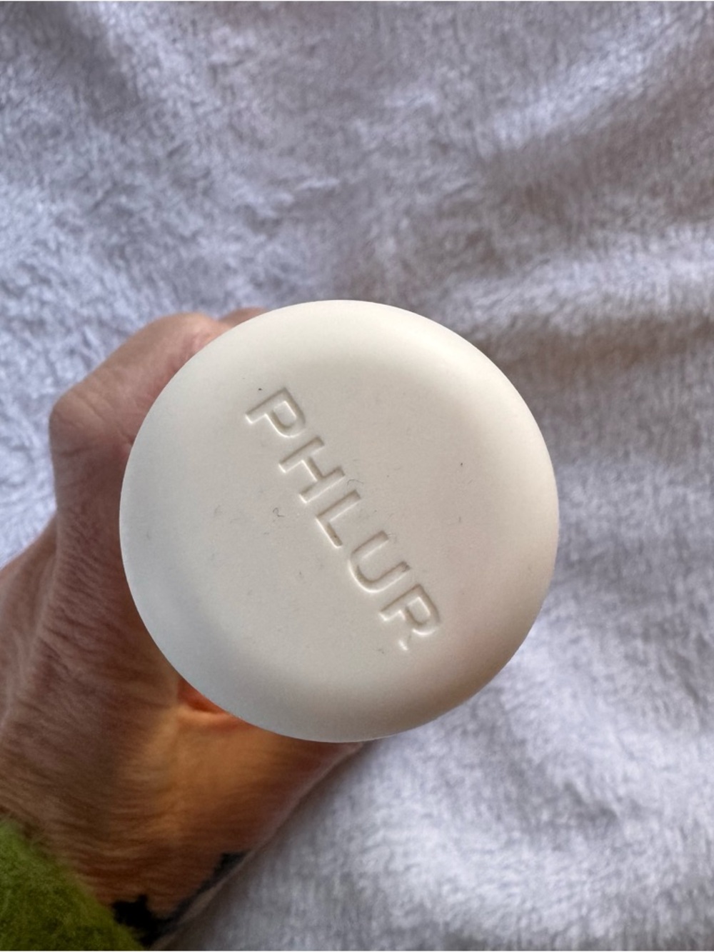 PHLUR Cashmere Skin Hair & Body Fragrance Mist - Cream - Picture 4 of 7